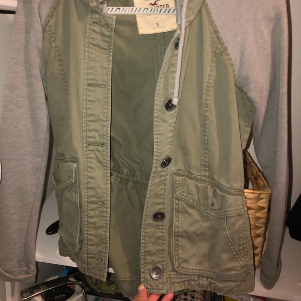 Hollister Button Up